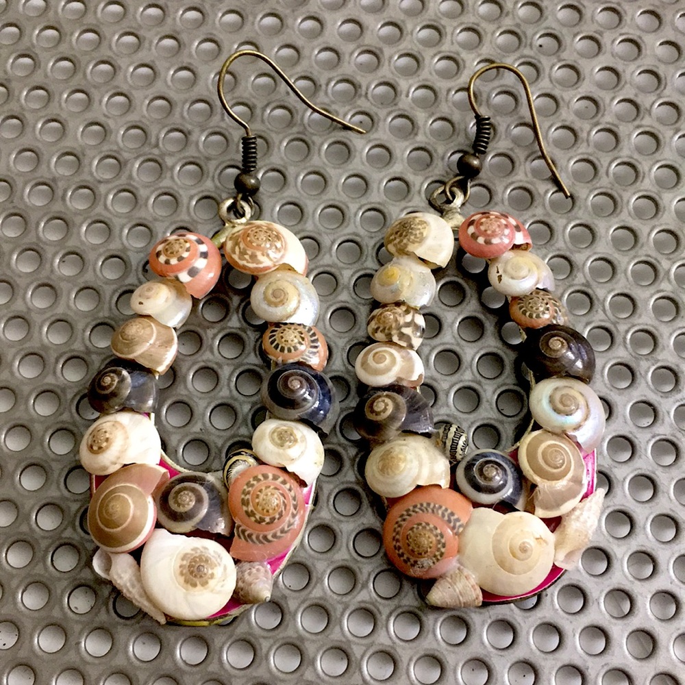 Multiple Shells Earrings - image 2